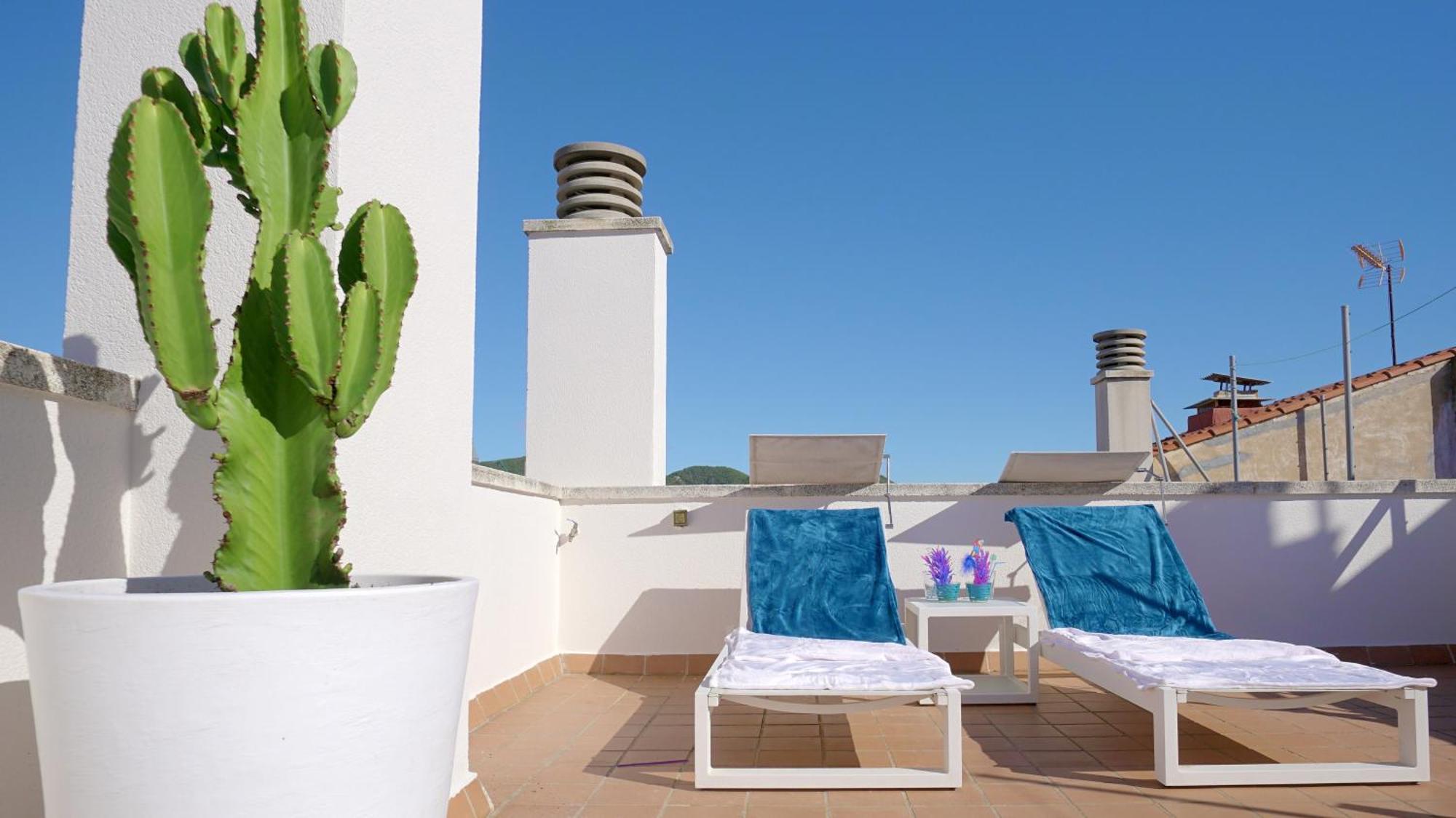 Beachstyle Penthouse By Hello Homes Sitges Bagian luar foto