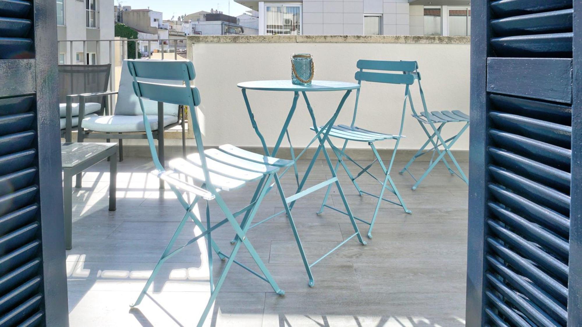 Beachstyle Penthouse By Hello Homes Sitges Bagian luar foto